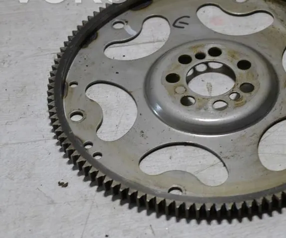 ANDERES MOTORRAUMTEIL
