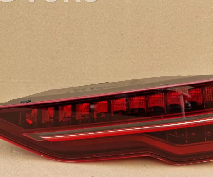 TAIL LIGHT