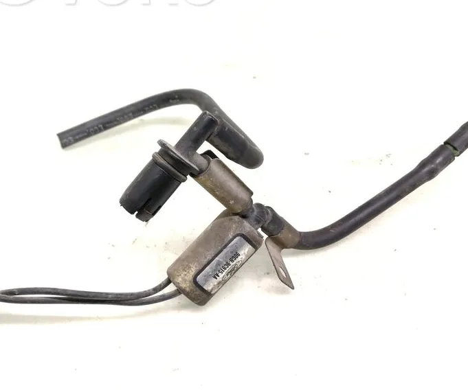 VACUUM VALVE