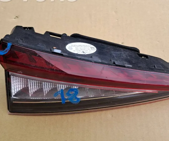 TAIL LIGHT