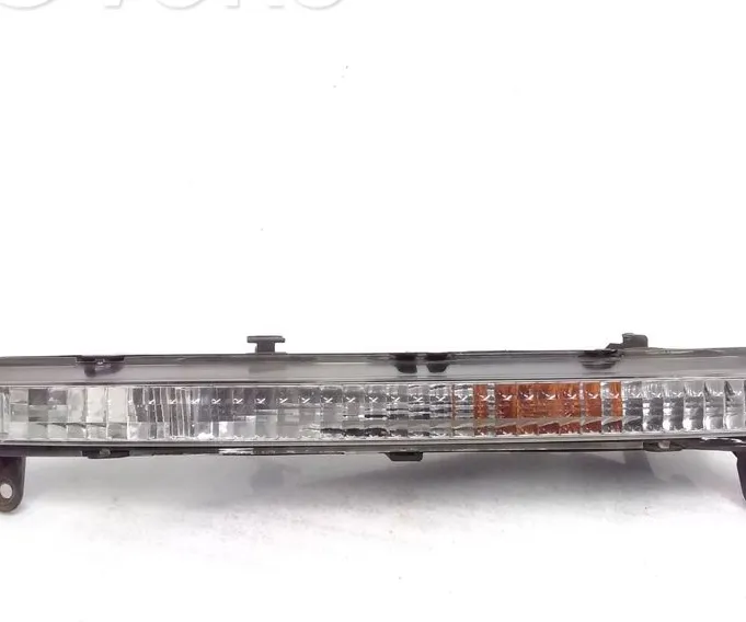 FRONT BUMPER TURN SIGNAL