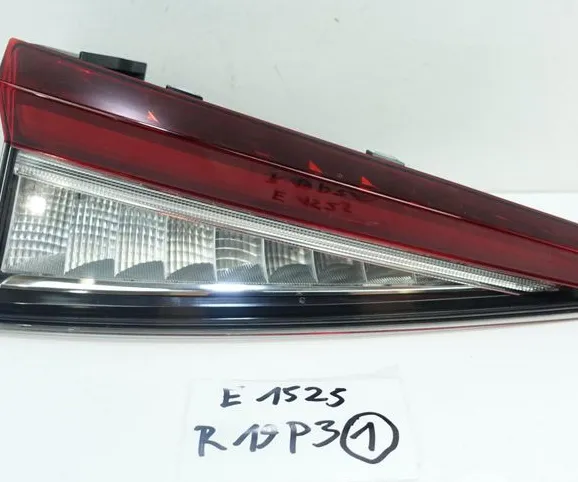 TAIL LIGHT