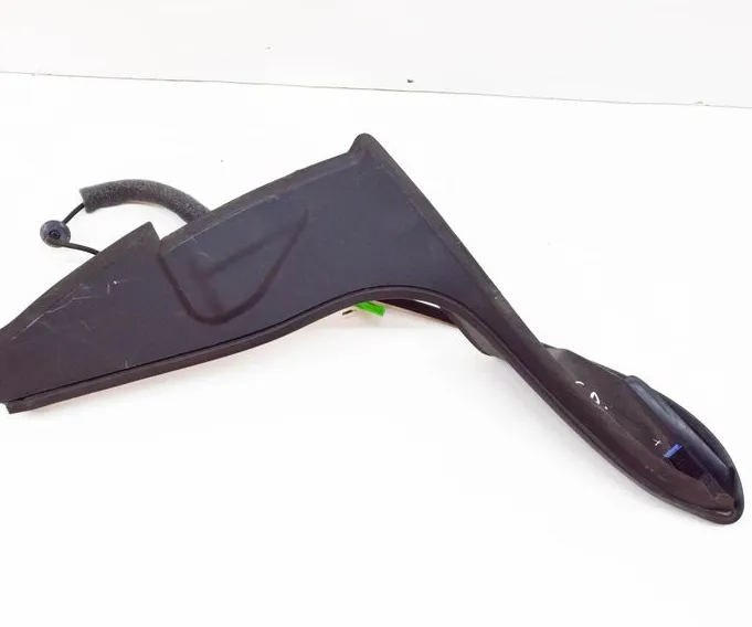 TAIL LIGHT TRIM