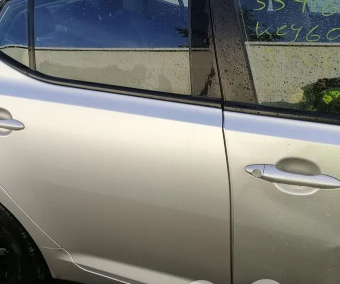 REAR DOOR