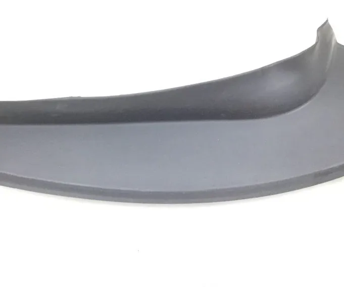 TAIL LIGHT TRIM