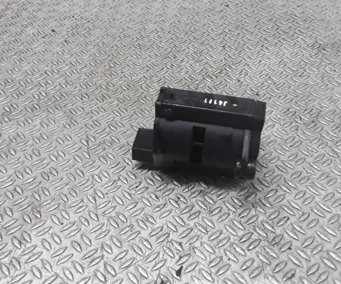INTAKE AIR TEMPERATURE SENSOR