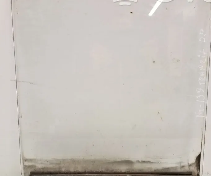 MAIN FRONT DOOR WINDOW (TWO-DOOR VEHICLE)