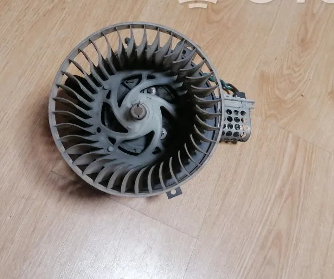 AHJU VENTILAATORI