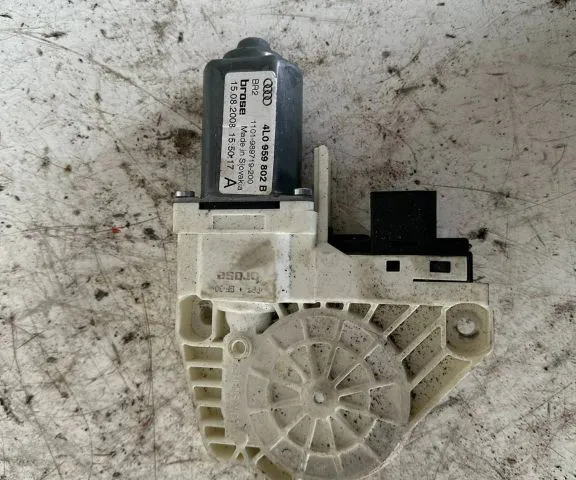 FRONT WINDOW CONTROL MOTOR