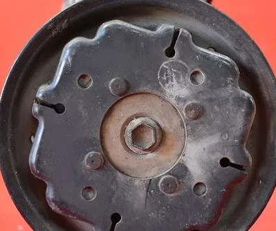 KOMPRESSOR FÖR LUFTKONDITIONERING (PUMP)