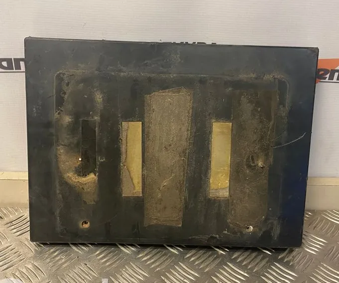 LICENSE PLATE HOLDER