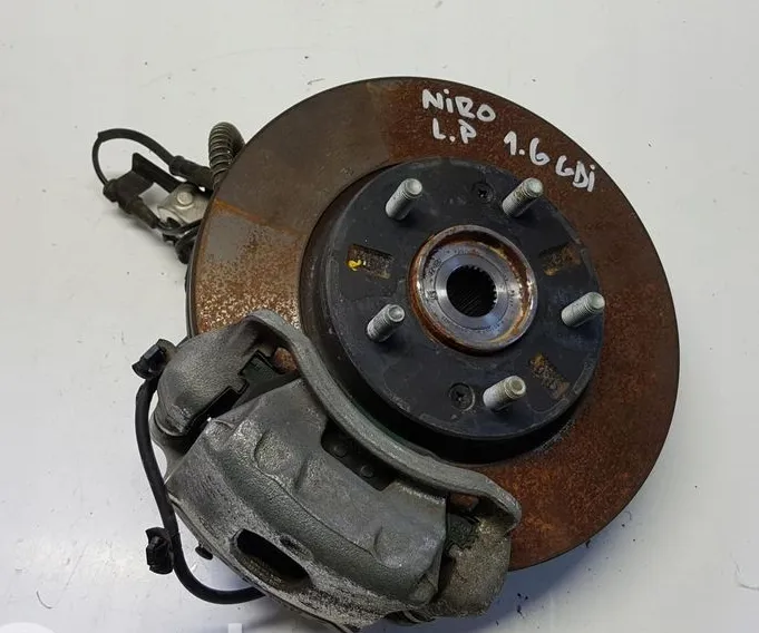 FRONT STEERING KNUCKLE (HUB, TRUNNION)