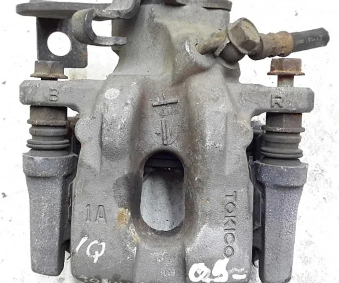 REAR SUPPORT