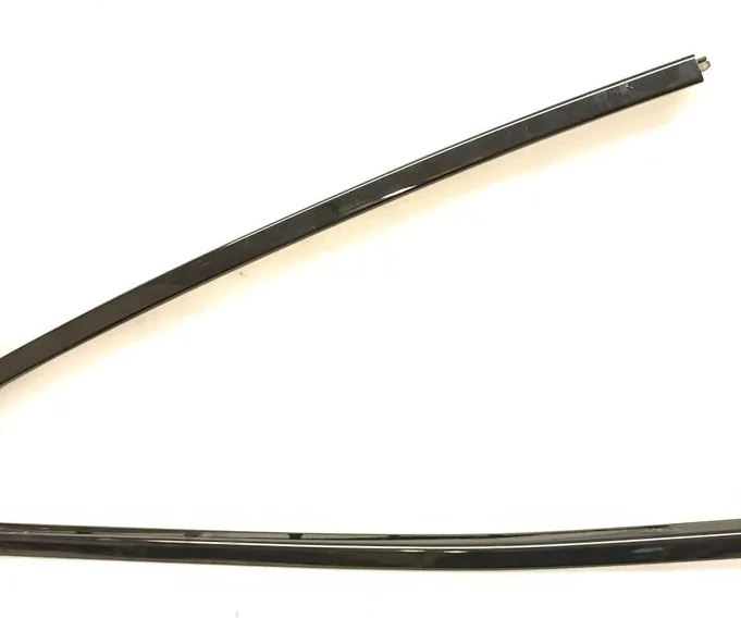 REAR SIDE WINDOW TRIM