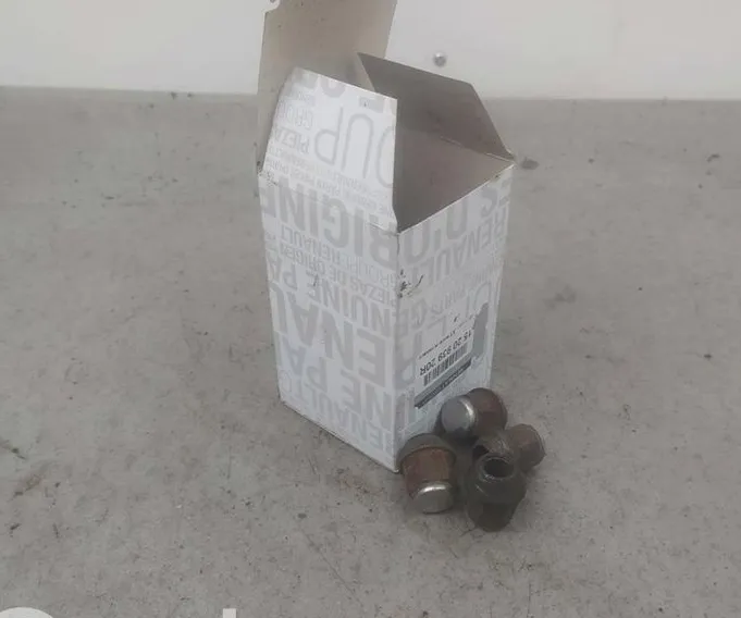 БОЛТЫ/ ГАЙКИ
