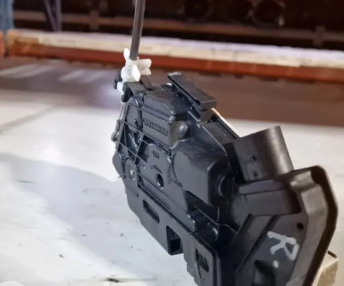 FRONT LOCK
