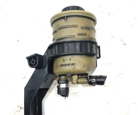 POWER STEERING FLUID RESERVOIR
