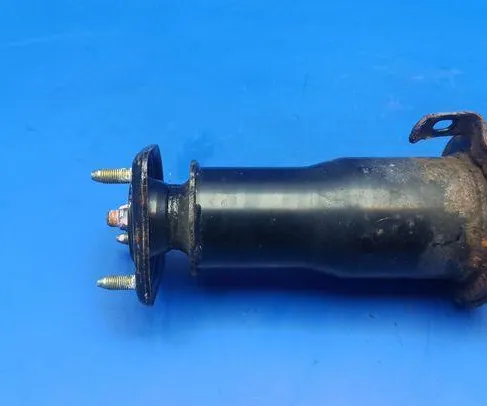 STOSSDÄMPFER HINTEN