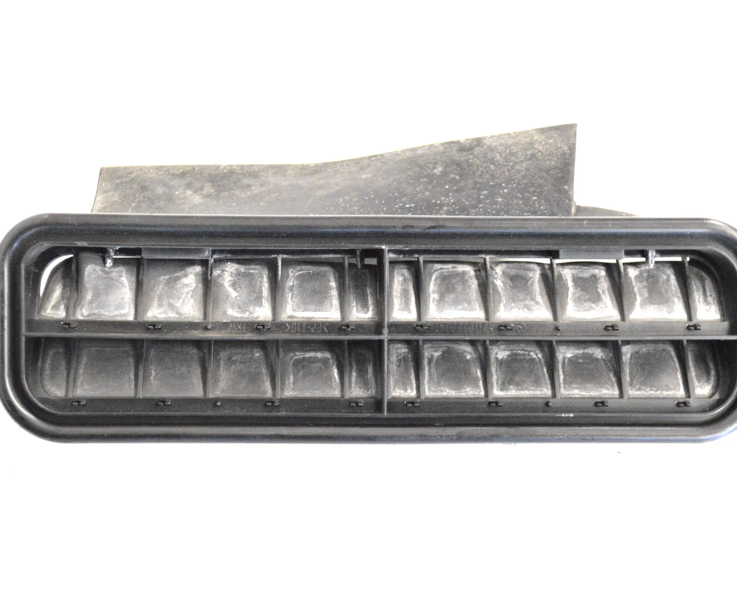 GRILLE D'AÉRATION