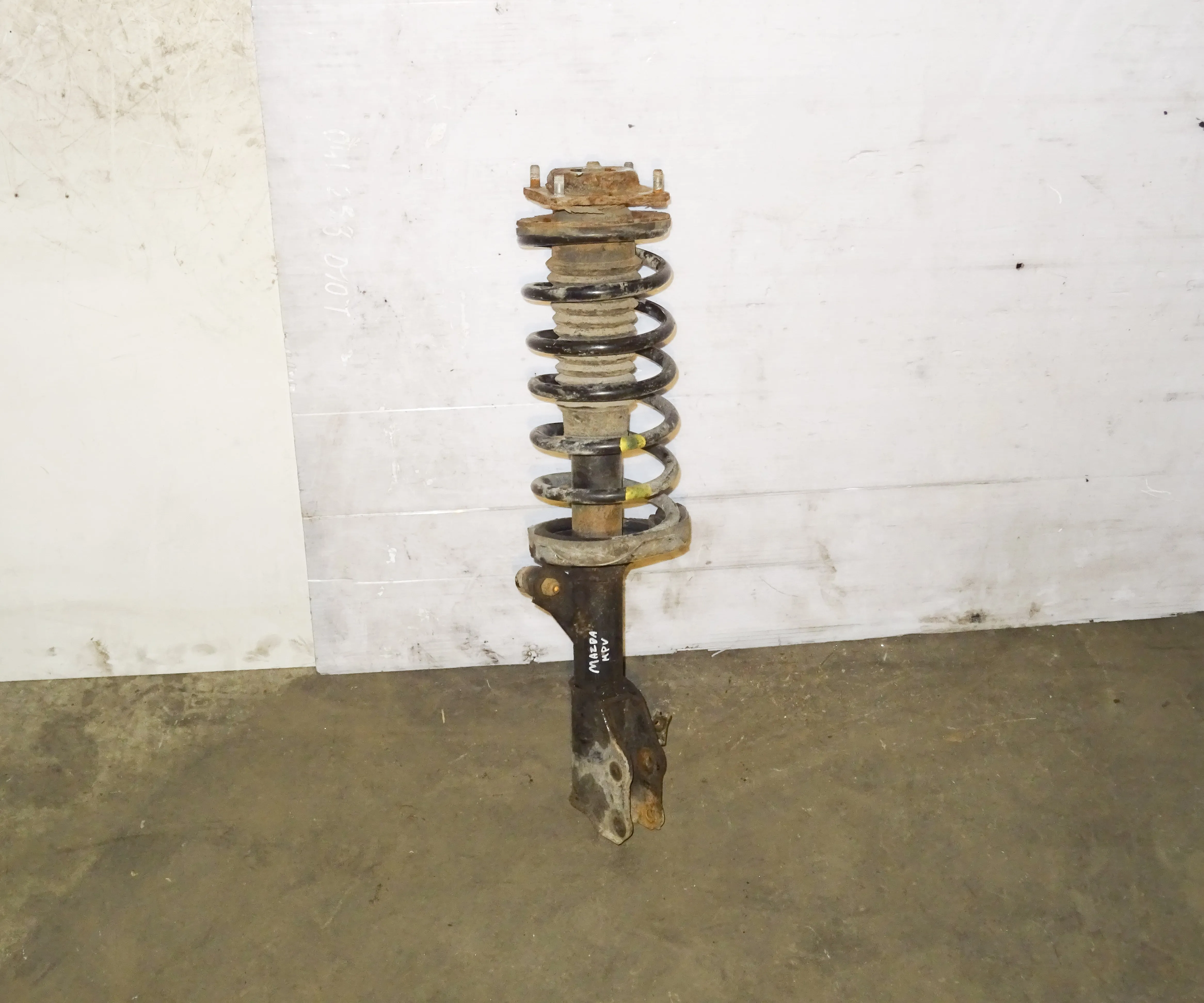 VORDERER STOSSDÄMPFER