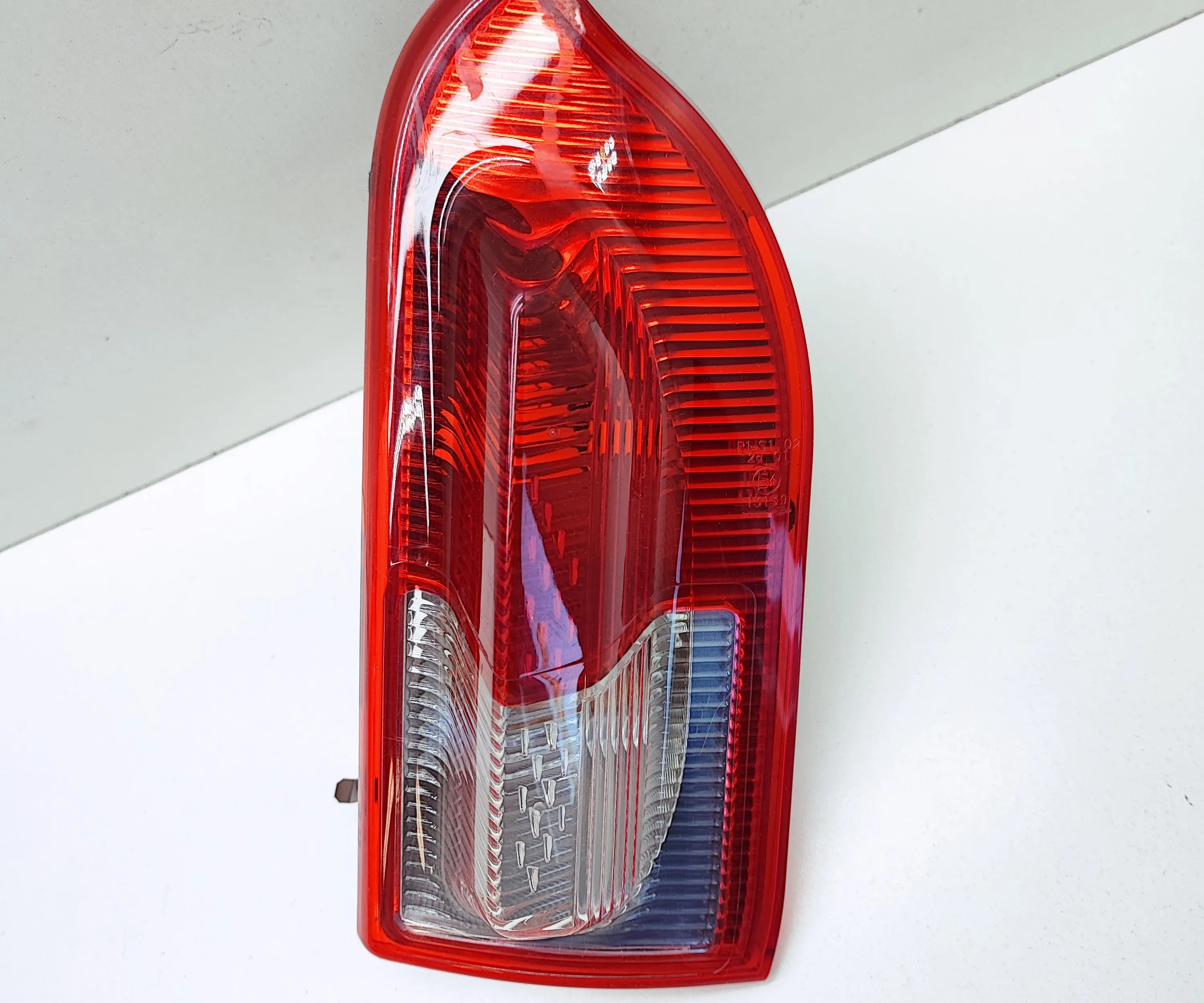 REVERSING LIGHT