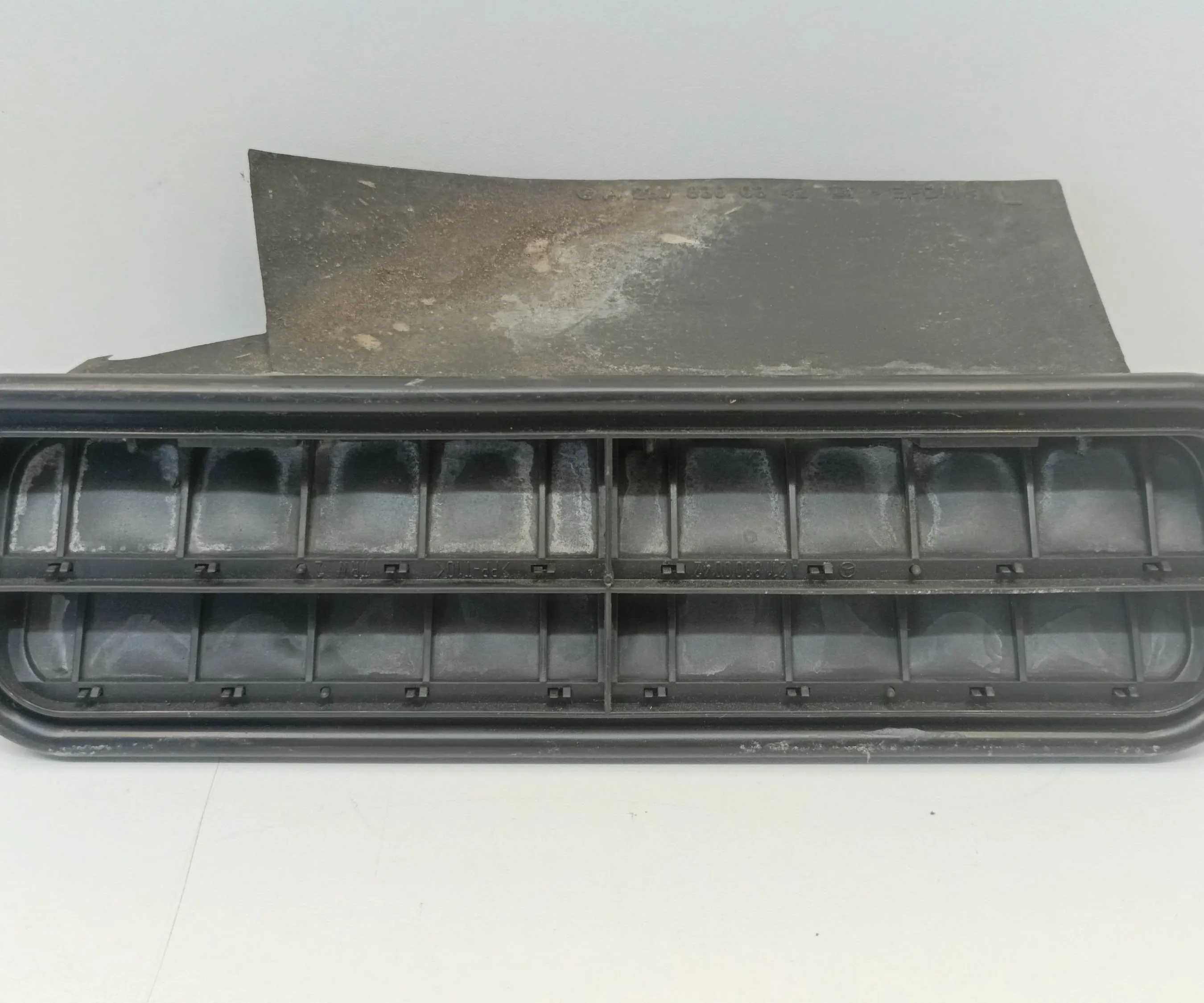 GRILLE D'AÉRATION