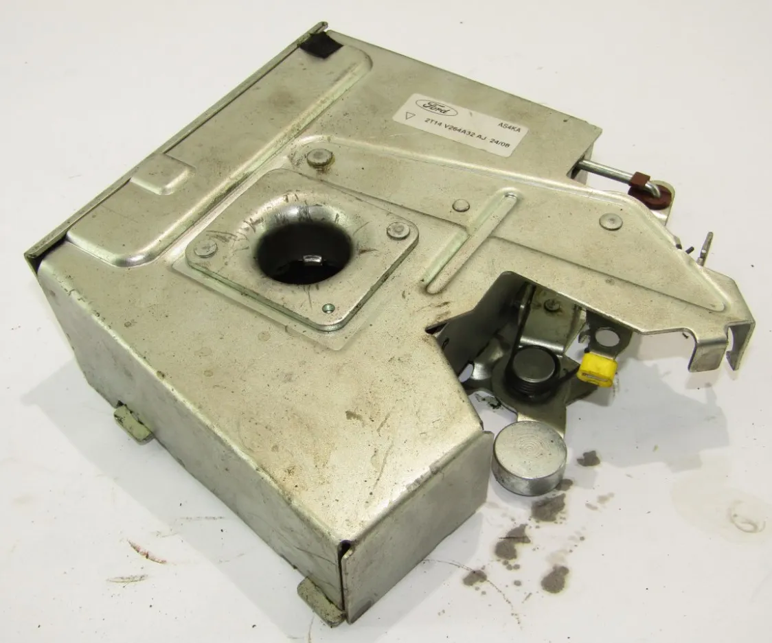 REAR LOCK